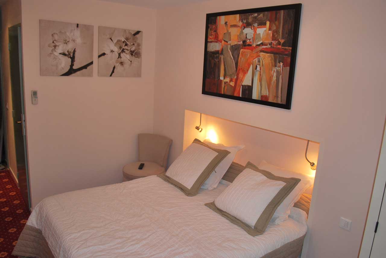 lang[meta_title] - Chambre 17 - Vue 2